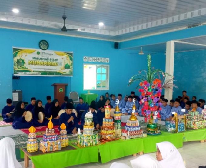 Semarak Maulid Nabi Muhammad SAW di SMPS Al-Azhar 1 Batam 2026